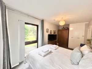 Photo 24- click for photo gallery